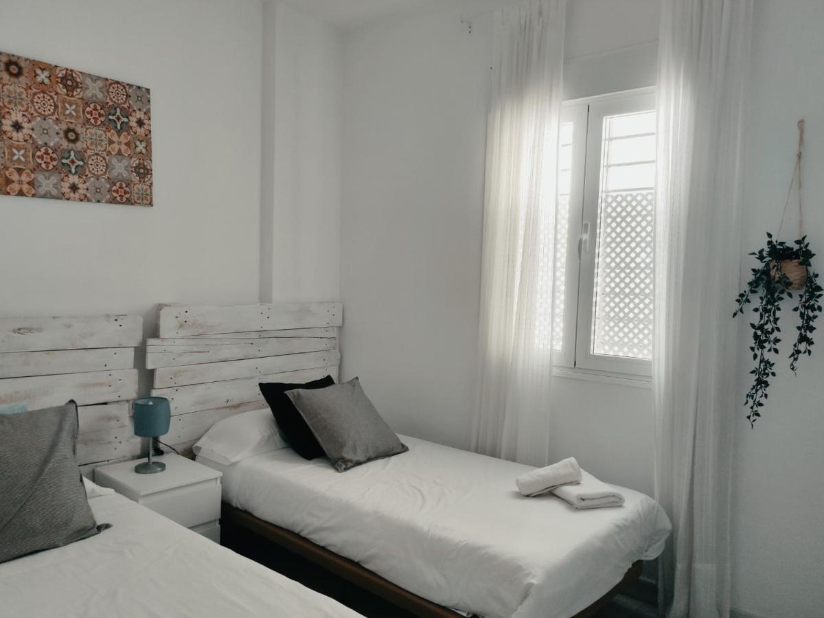 Apartament San Luis. Plaza De Parking Gratis!!! *